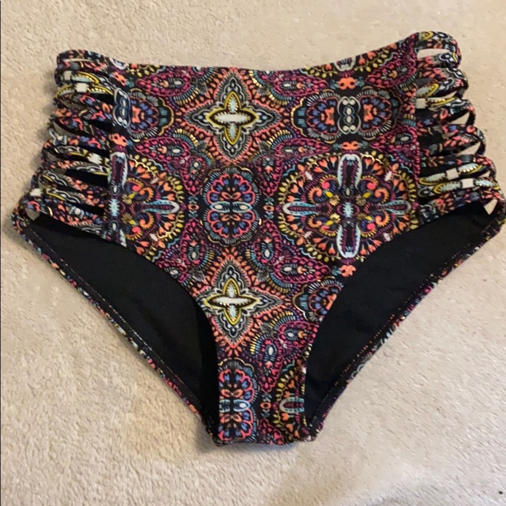 4/$30 Hollister swim bottoms